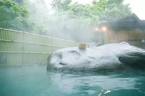 半汤温泉：姐妹泉的传说
